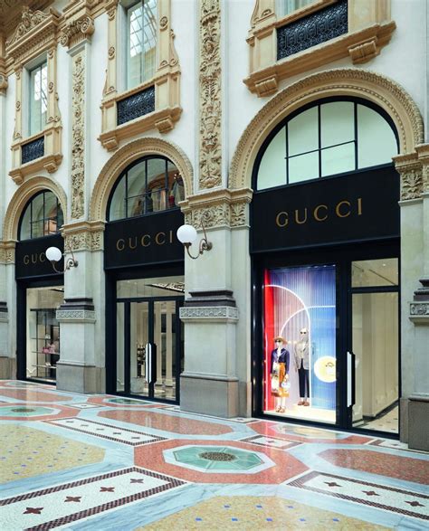 gucci nuovi negozi|negozi gucci oggi.